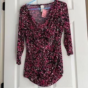 Ladies blouse brand new size L